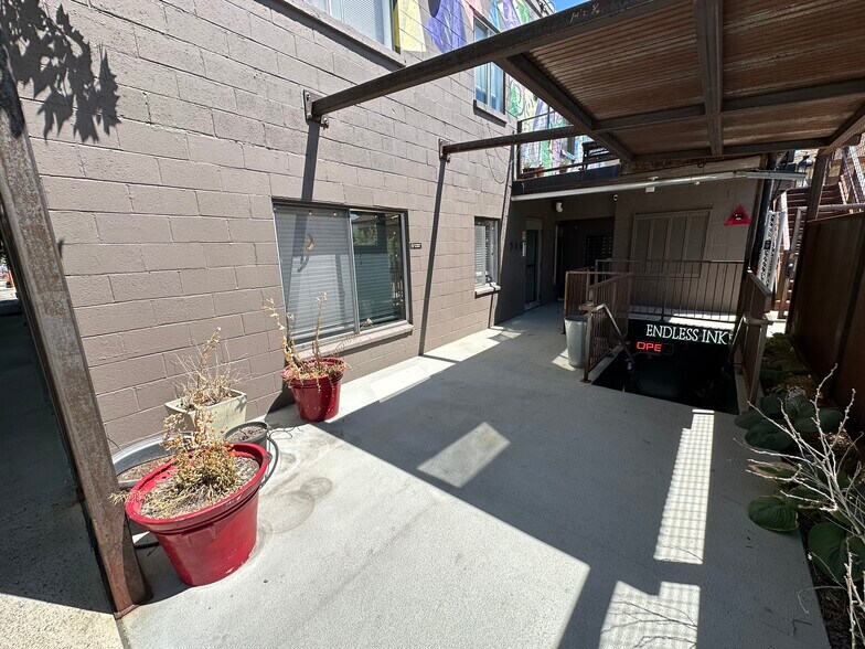 More Photos Of 120 Thoma St, Reno Storefront Retail Residential For Sale