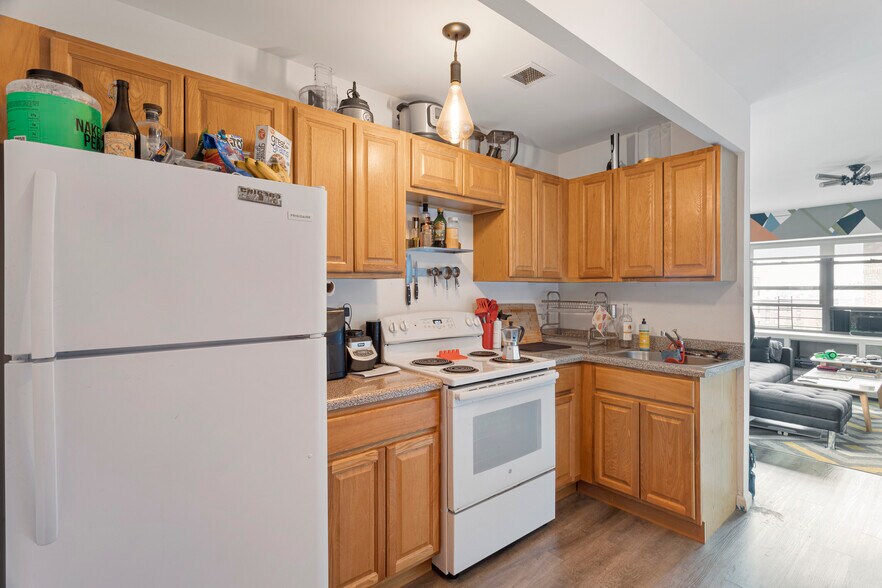 More Photos Of 27 Buchanan Pl, Bronx Apartments For Sale