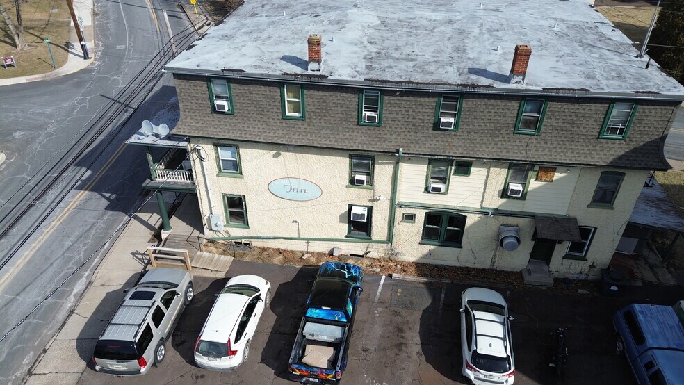 More Photos Of 101 S Main St, Richlandtown Restaurant For Sale