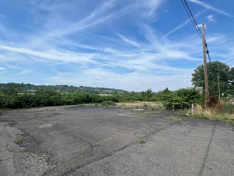 More Photos Of 4608 4608-4620 Allegheny River Boulevard Blvd, Verona Land For Sale