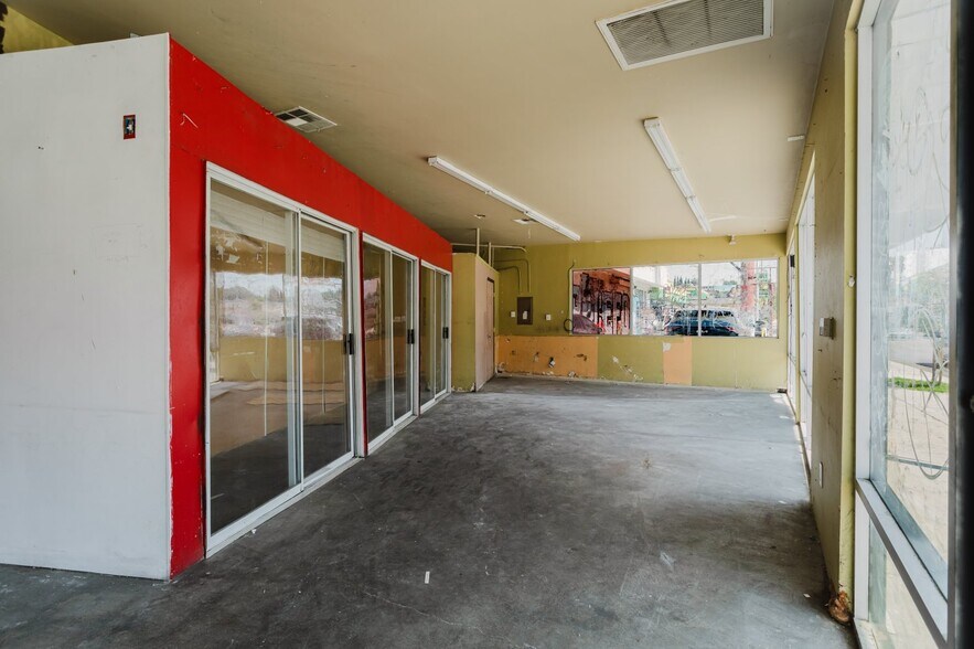 More Photos Of 3615 W Beverly Blvd, Los Angeles Freestanding For Lease