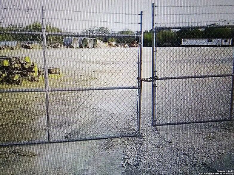 More Photos Of 7300 Quintana Rd, San Antonio Land For Sale