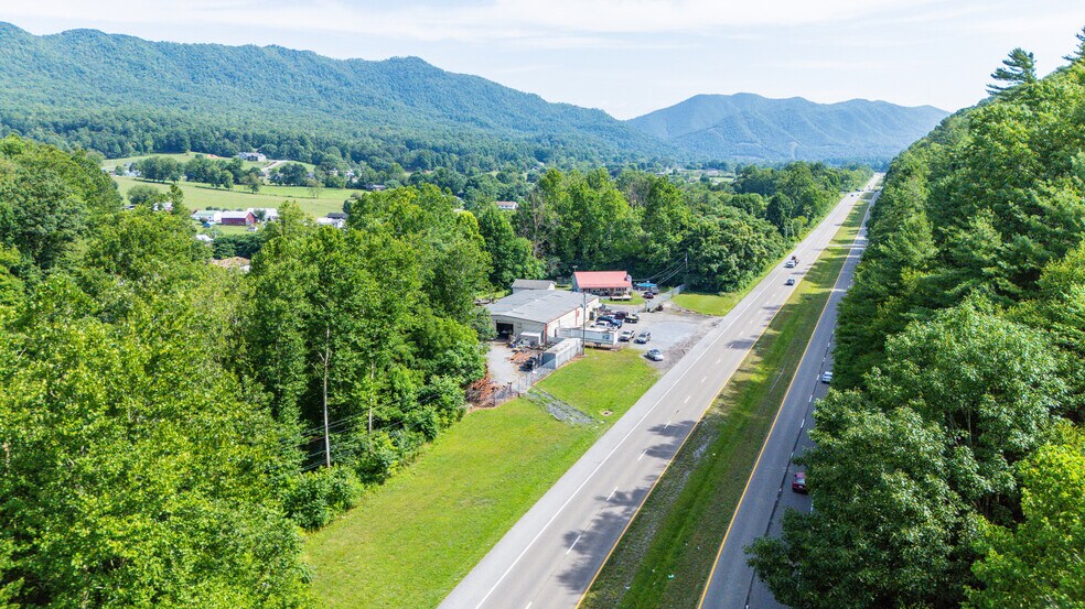 More Photos Of 5560 Highway 19 E, Hampton Manufacturing For Sale