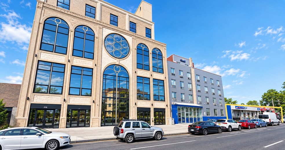 More Photos Of 3605 Fort Hamilton Pky, Brooklyn Storefront For Sale