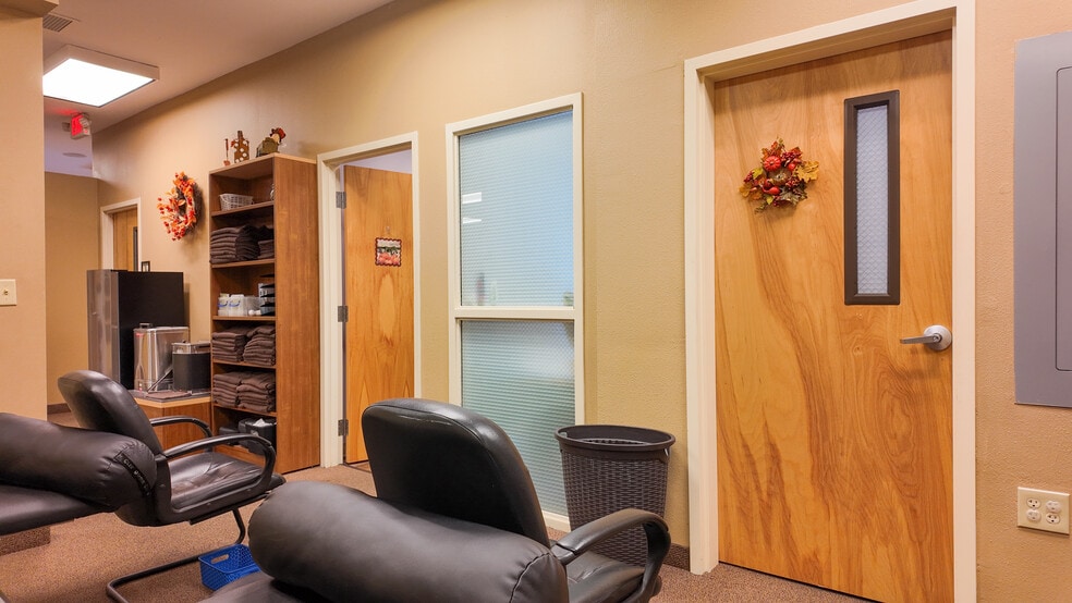 More Photos Of 3235 SW 34th St, Ocala Medical For Lease