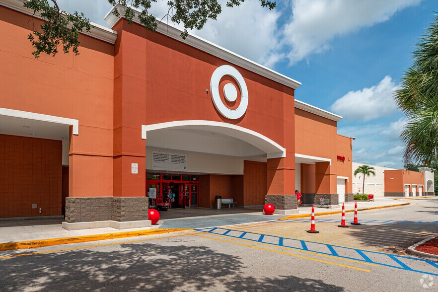 More Photos Of 21759 State Road 7, Boca Raton Freestanding For Lease