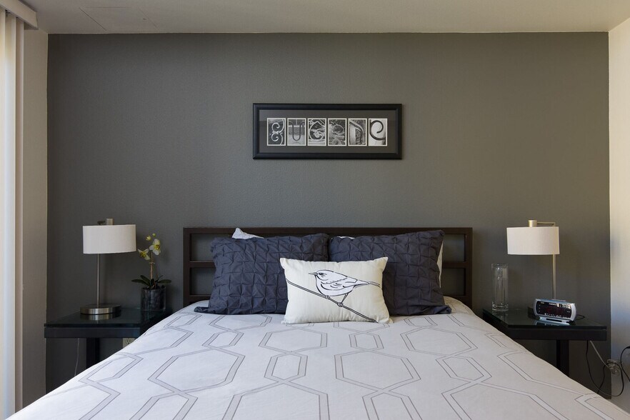 More Photos Of 2733 Shadow View Dr, Eugene Apartments For Lease