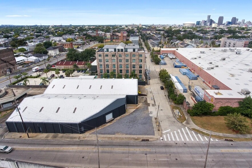 More Photos Of 2123 Tchoupitoulas St, New Orleans Warehouse For Lease