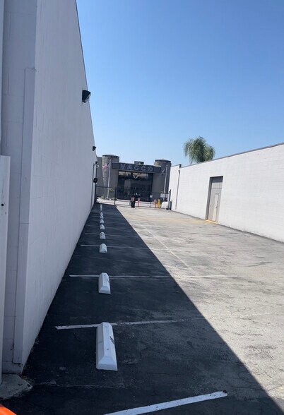 More Photos Of 10361 Vacco St, South El Monte Warehouse For Lease