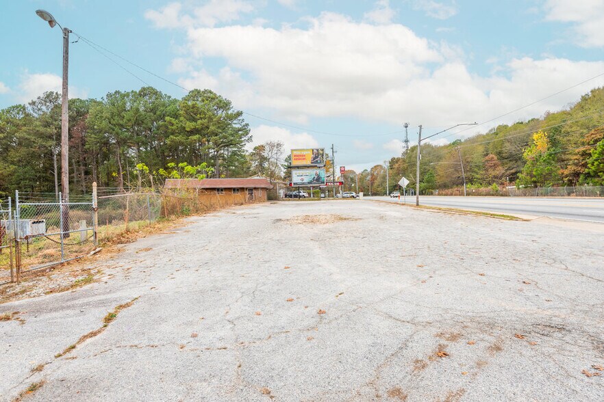 More Photos Of 2680 Martin Luther King Jr Dr SW, Atlanta Land For Sale