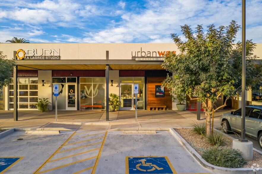 More Photos Of 5538 N 7th St, Phoenix Restaurant For Lease