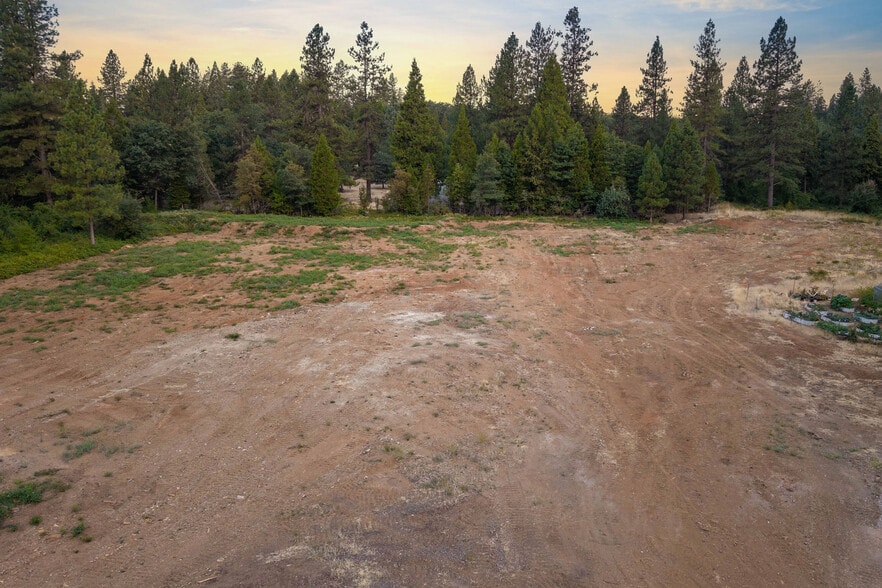 More Photos Of 13451 Colfax hwy, Grass Valley General Retail For Sale