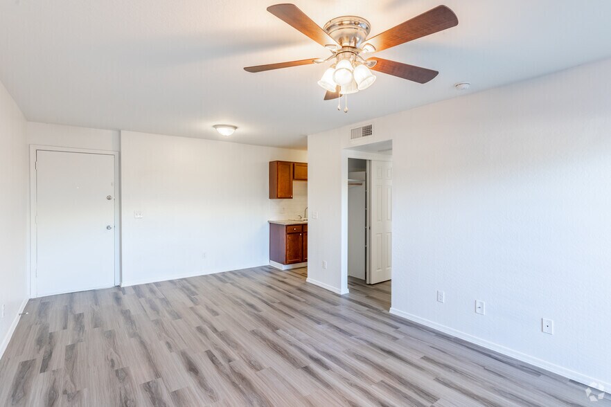 More Photos Of 302 E Monte Vista, Phoenix Multifamily For Sale