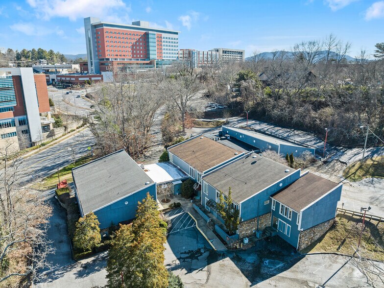 More Photos Of 131 McDowell St, Asheville Medical For Sale