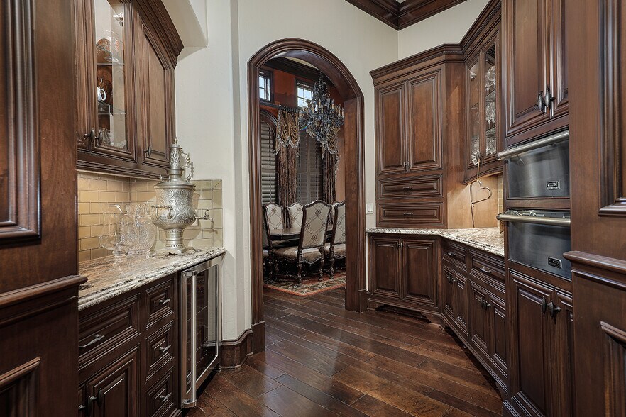 More Photos Of 28611 Blue Jack Ln, Magnolia Sports And Entertainment For Sale