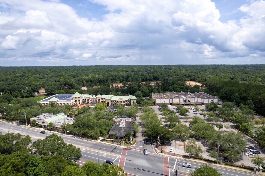 More Photos Of 3802-3842 W Newberry Rd, Gainesville Unknown For Lease