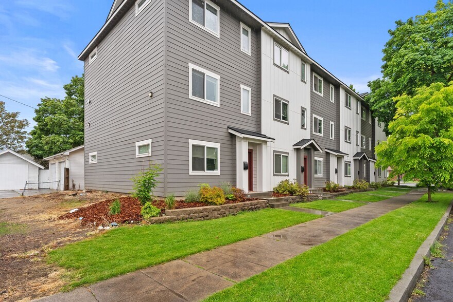 More Photos Of , Spokane Multifamily For Sale