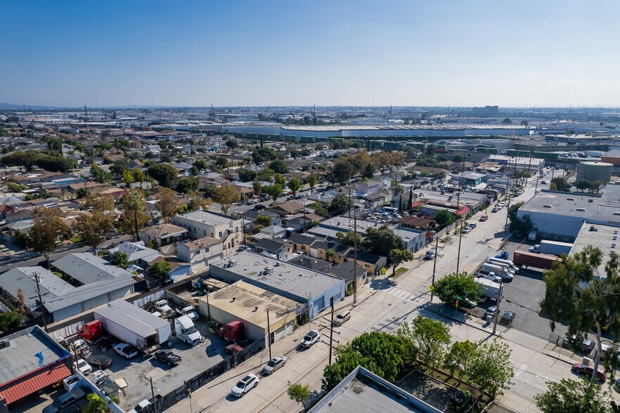 More Photos Of 1412 S Gerhart Ave, Commerce Warehouse For Sale