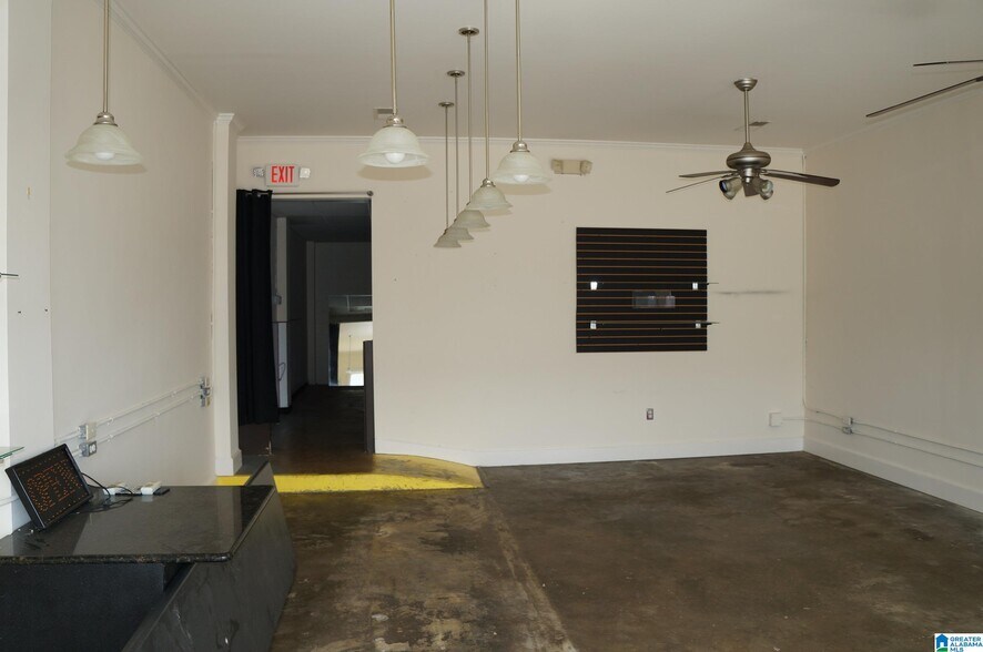 More Photos Of 103-107 N Norton Ave, Sylacauga Storefront For Sale