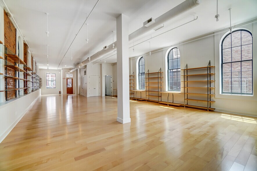 More Photos Of 1523 Republic St, Cincinnati Office Residential For Sale
