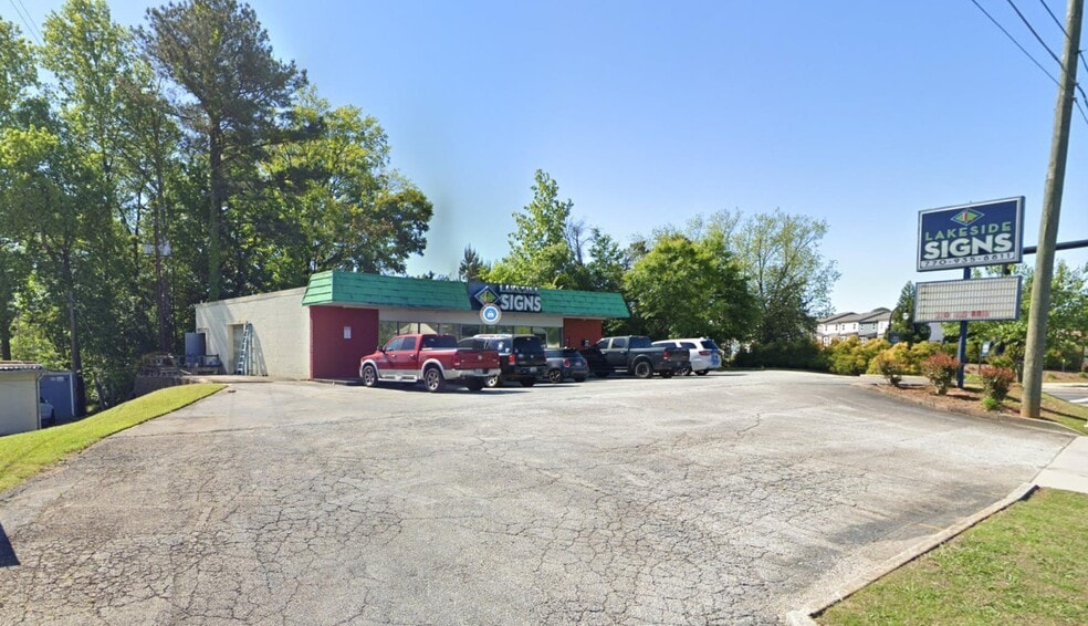 Primary Photo Of 4844 Lawrenceville Hwy NW, Lilburn Freestanding For Sale