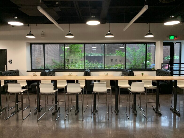 More Photos Of 1300 Mendota Heights Rd, Mendota Heights Office For Sale