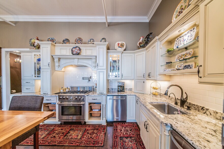 More Photos Of 212 Broadway St, Paducah Apartments For Sale