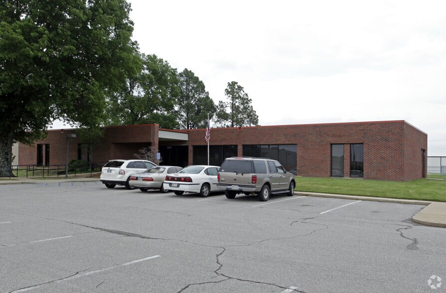 More Photos Of 8274 Hacks Cross Rd, Olive Branch Office For Lease