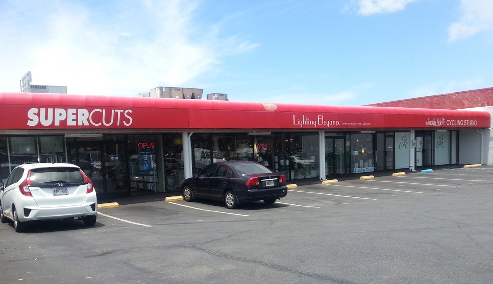 More Photos Of 3057 Waialae Ave, Honolulu Storefront For Lease