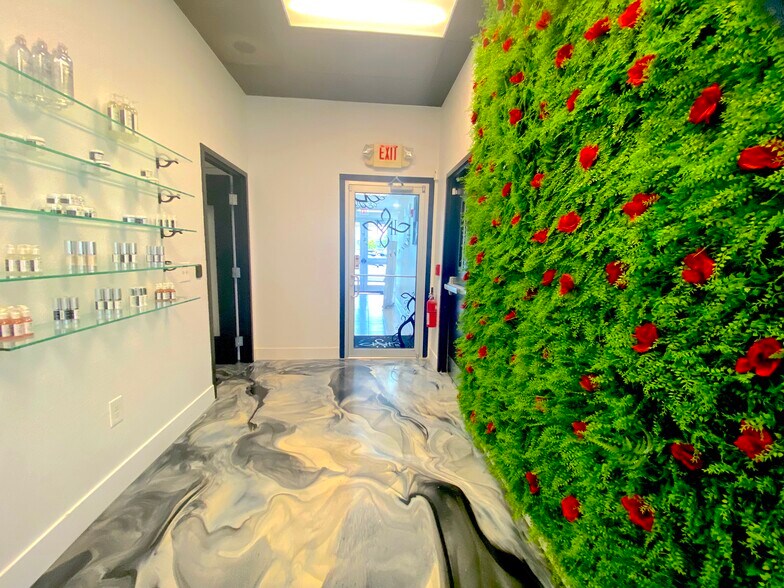 More Photos Of 13000 Avalon Lake Dr, Orlando Medical For Lease