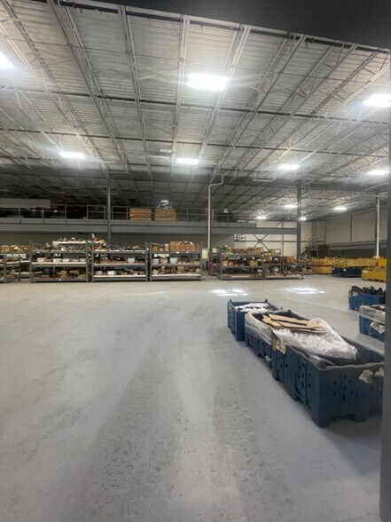 More Photos Of 46 Ash St, Spartanburg Industrial For Sale