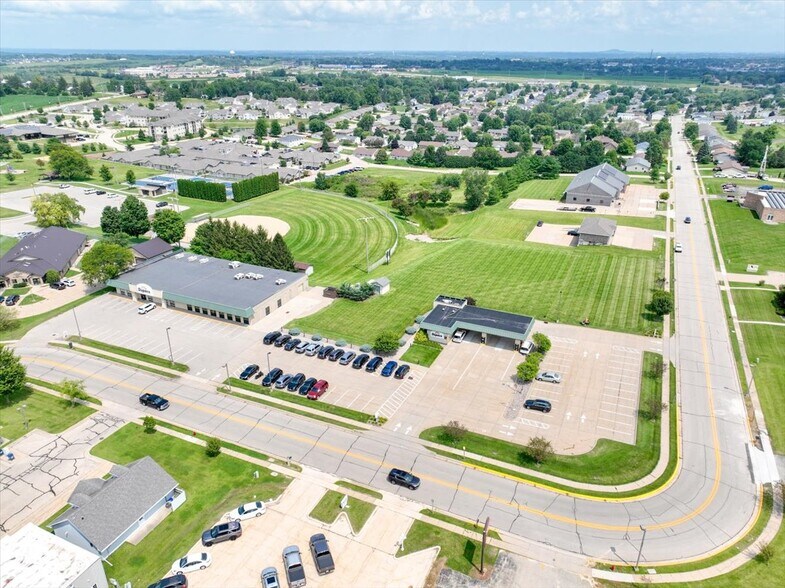 More Photos Of 5865 Saratoga Rd, Asbury Office For Sale