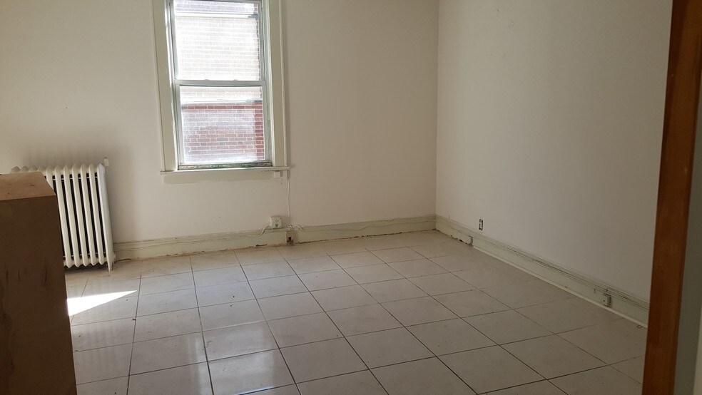 More Photos Of 248 Fort Lee Rd, Leonia Storefront Retail Office For Lease