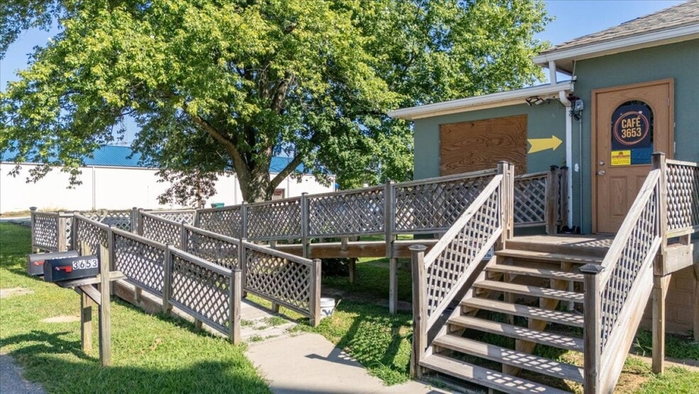 More Photos Of 3653 Murdoch Ave, Parkersburg General Retail For Sale
