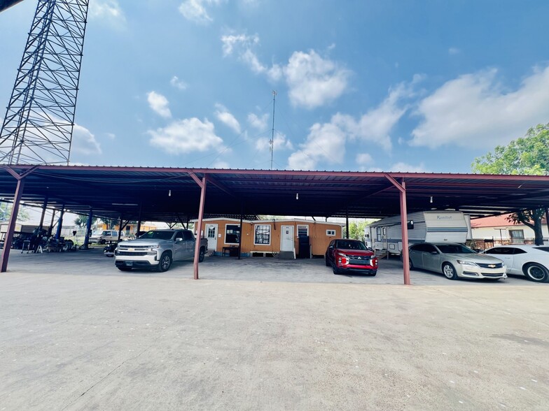 Primary Photo Of 6324 E US Highway 83, Rio Grande City Auto Dealership For Sale