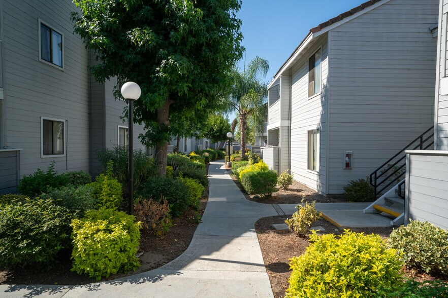 More Photos Of 140 S Highland Ave, Placentia Apartments For Sale