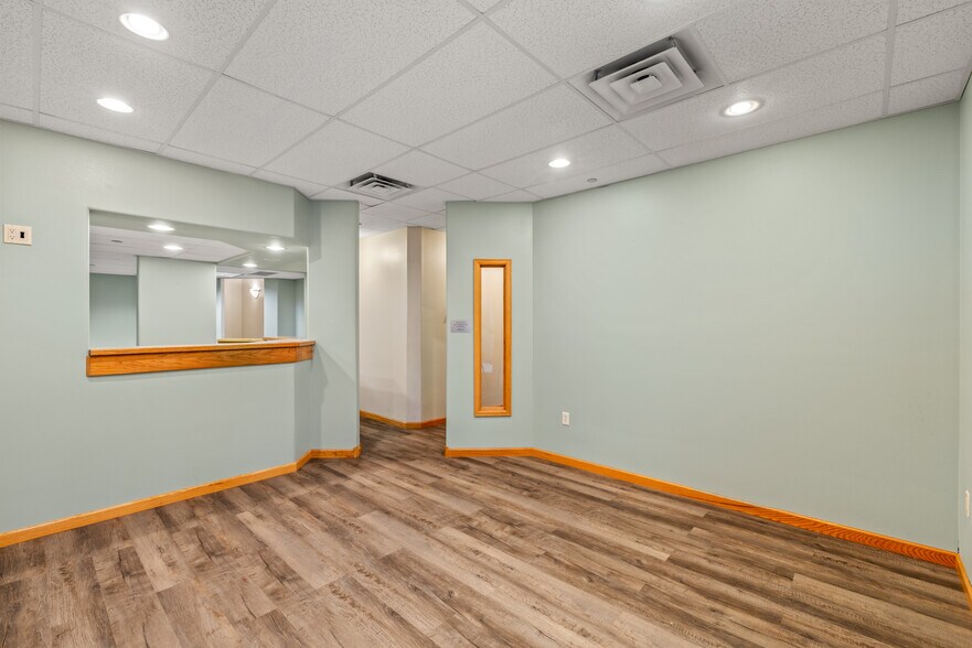 More Photos Of 505 Anglers Dr, Steamboat Springs Medical For Lease