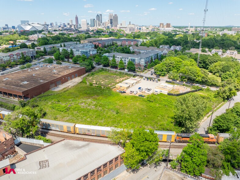 More Photos Of 566 SW Wells St, Atlanta Flex For Sale