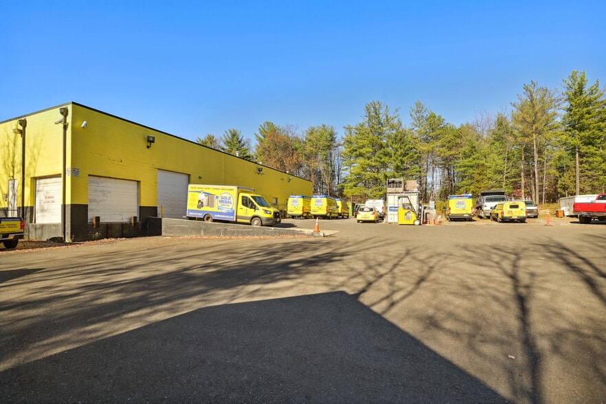 More Photos Of 11 Cotters Ln, East Brunswick Warehouse For Sale