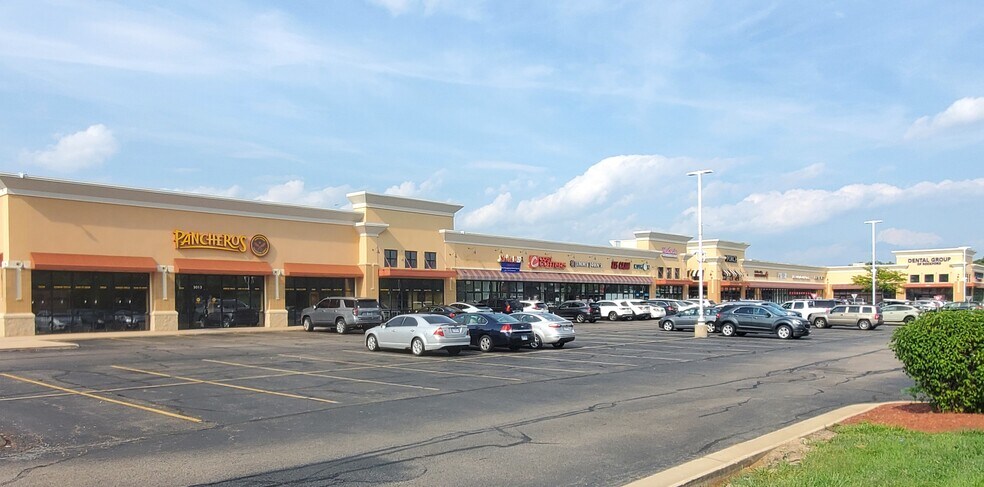 More Photos Of 3001-3061 N Perryville Rd, Rockford Unknown For Lease