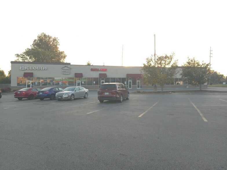 More Photos Of 1126-1144 Vaughn Rd, Wood River Unknown For Lease