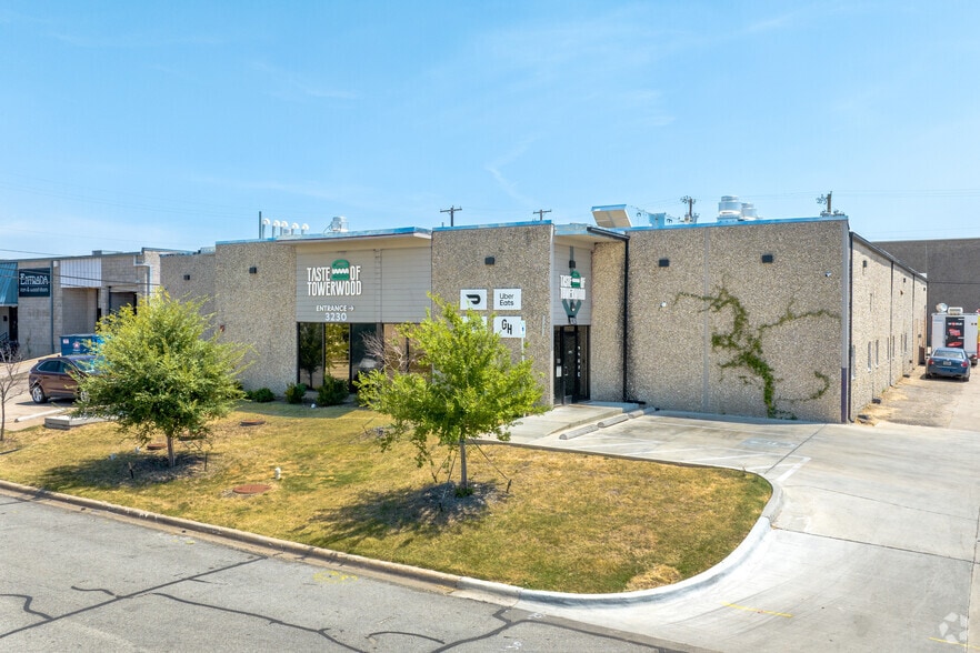 More Photos Of 3230 Towerwood Dr, Farmers Branch Distribution For Lease