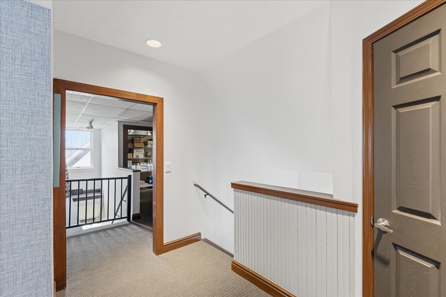 More Photos Of 2104 E Carson St, Pittsburgh Restaurant For Sale