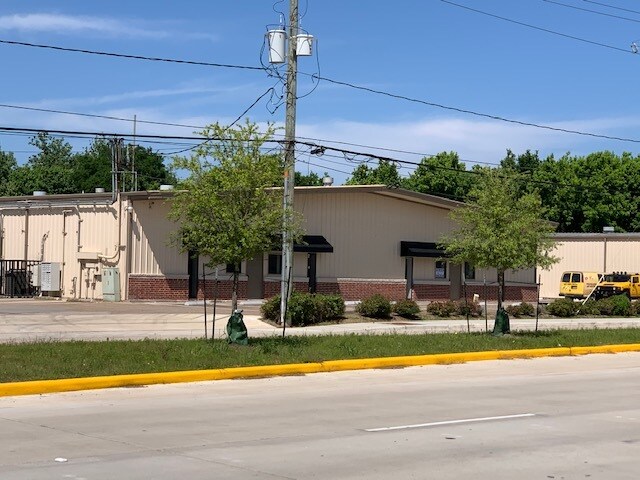 More Photos Of 2423 Greens Rd, Houston Unknown For Lease