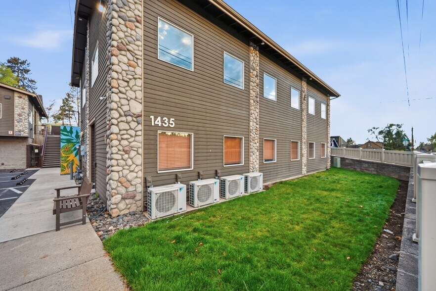 More Photos Of 1435 NE 4th St, Bend Office For Lease