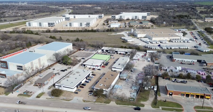 More Photos Of 3401 E University Dr, Denton Showroom For Lease