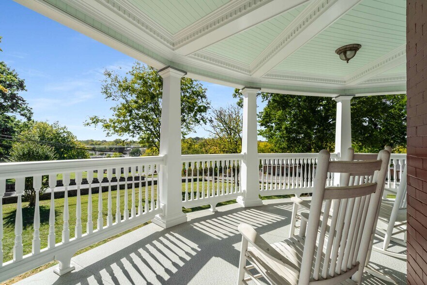 More Photos Of , Lewisburg Specialty For Sale