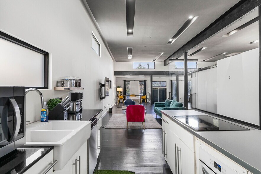 More Photos Of 175 Moreland Ave SE, Atlanta Specialty For Sale