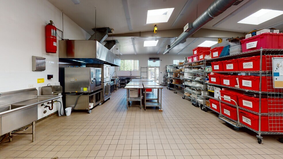 More Photos Of 3923 W Jefferson Blvd, Los Angeles Food Processing For Lease