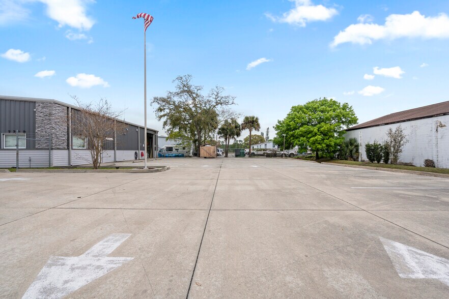 More Photos Of 7790 Industrial Rd, Melbourne Warehouse For Sale